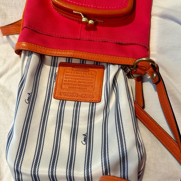 Coach- Casin Carry crossbody - Picture 5 of 8